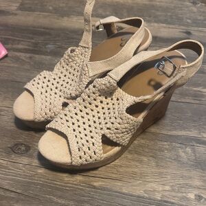 SO Women's Tan Crochet Wedge Sandals